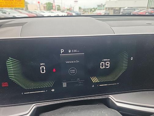 Everlasting Silver 2024 Kia Sorento S