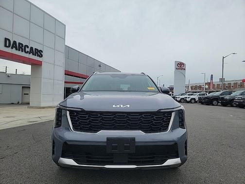Everlasting Silver 2024 Kia Sorento S