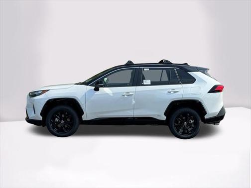 2025 Toyota RAV4 Hybrid SE