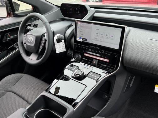 2025 Toyota bZ4X XLE