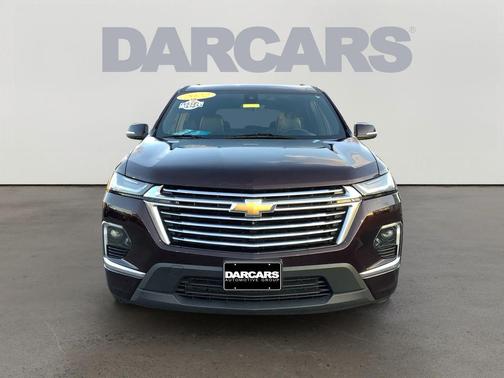Black Cherry Metallic 2022 Chevrolet Traverse Premier