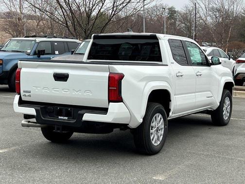 2025 Toyota Tacoma SR5