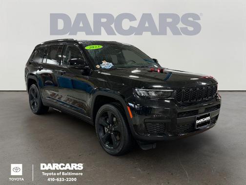 Diamond Black Crystal Pearlcoat 2023 Jeep Grand Cherokee L Altitude