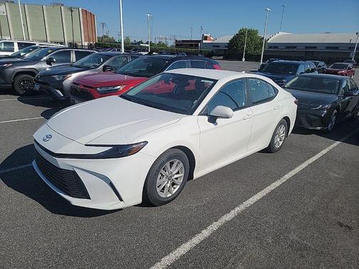 Ice Cap 2025 Toyota Camry LE