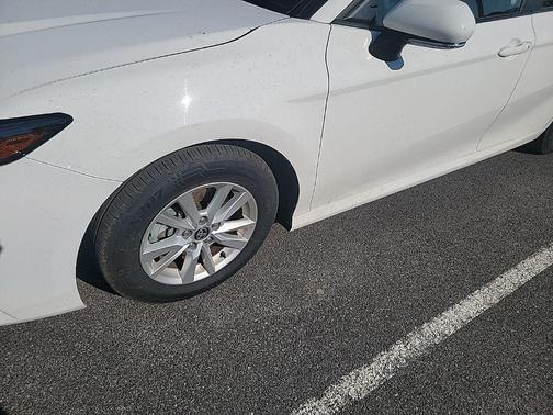 Ice Cap 2025 Toyota Camry LE