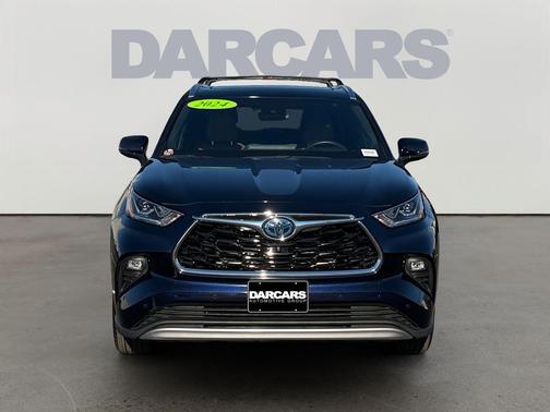 2024 Toyota Highlander Hybrid Platinum