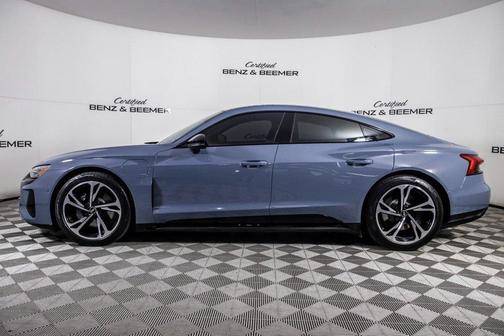 2022 Audi e-tron GT Prestige