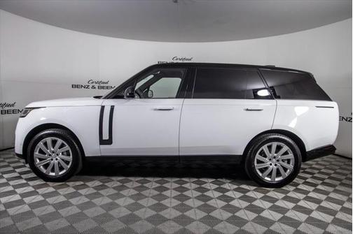 2024 Land Rover Range Rover SE