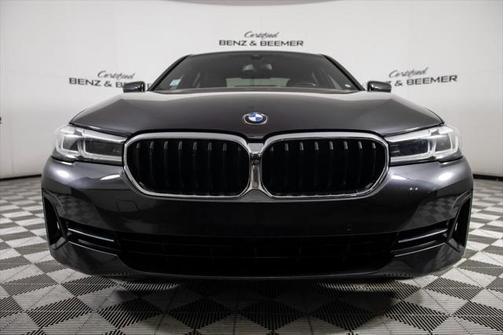 2021 BMW 530 530i