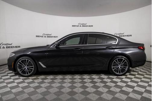 2021 BMW 530 530i