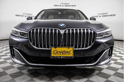 2022 BMW 750 Li
