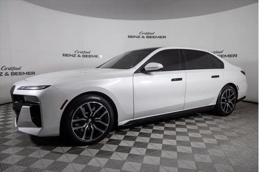 2023 BMW 760 i xDrive