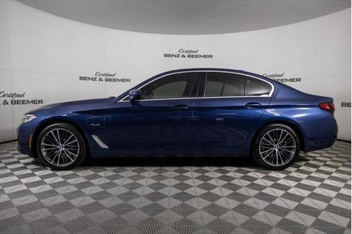 2022 BMW 530e Base