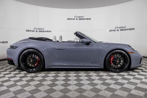 2024 Porsche 911 Carrera GTS
