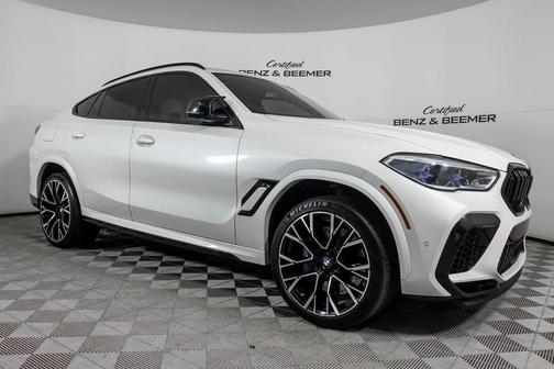 Photo 3 of 50 of 2020 BMW X6 M Base