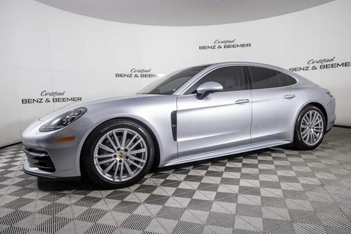 2018 Porsche Panamera 4S