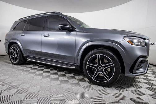 Gray 2024 Mercedes-Benz GLS 450 4MATIC