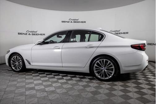 2022 BMW 530 i