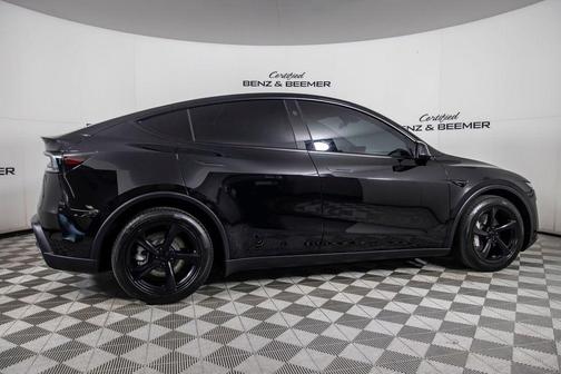 2026 Tesla Model Y Premium