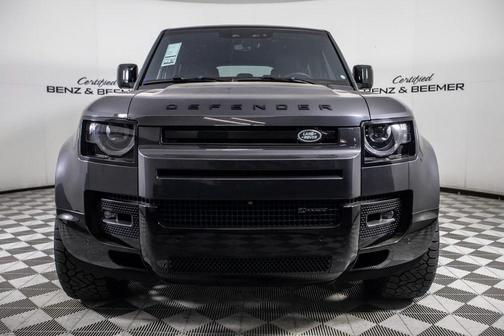 2023 Land Rover Defender 110 X-Dynamic SE