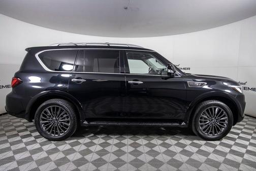 2023 INFINITI QX80 PREMIUM SELECT AWD