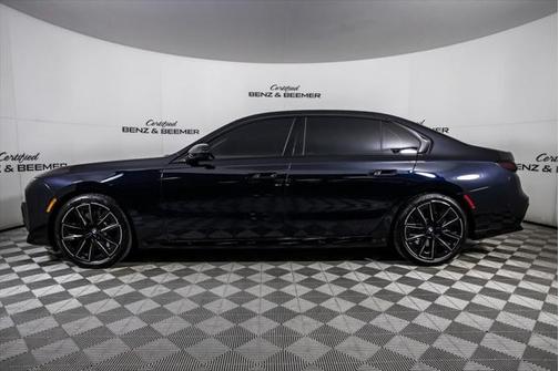 2024 BMW 740 i