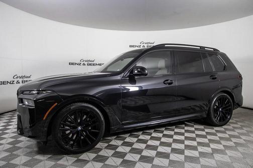 2024 BMW X7 M60i