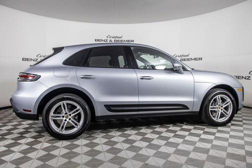 2025 Porsche Macan T