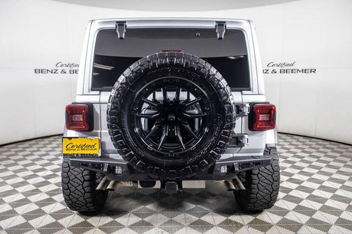 Silver Zynith Clearcoat 2022 Jeep Wrangler Unlimited Rubicon 392