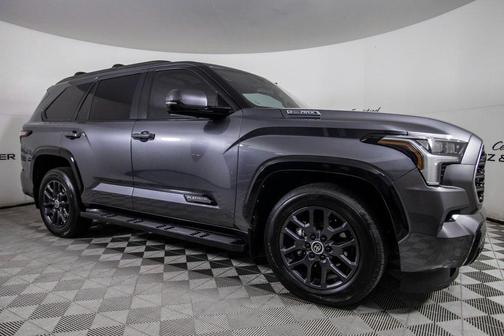 2024 Toyota Sequoia Platinum