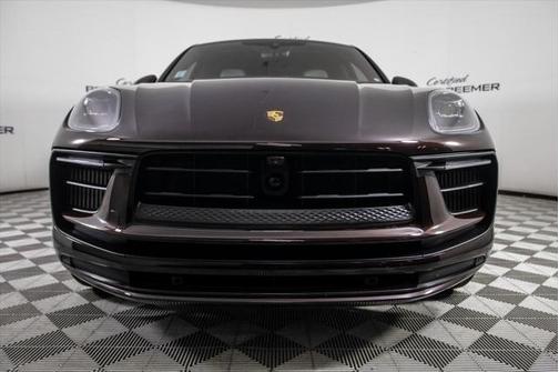 2023 Porsche Macan Base