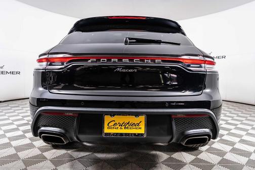 2023 Porsche Macan 