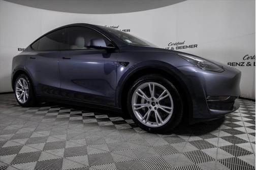 2023 Tesla Model Y Long Range Dual Motor All-Wheel Drive