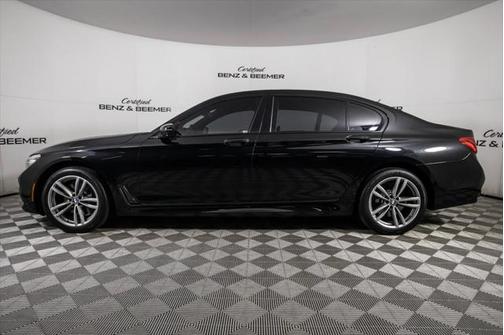 2016 BMW 740 740i