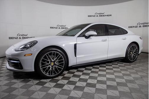 2018 Porsche Panamera 4S