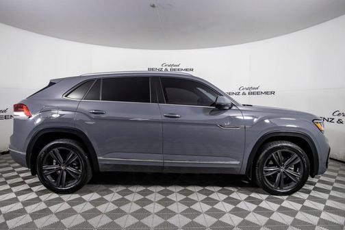 2021 Volkswagen Atlas Cross Sport 3.6L V6 SE w/Technology R-Line