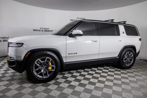 2023 Rivian R1S Adventure