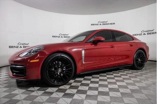 2023 Porsche Panamera 4 Platinum Edition