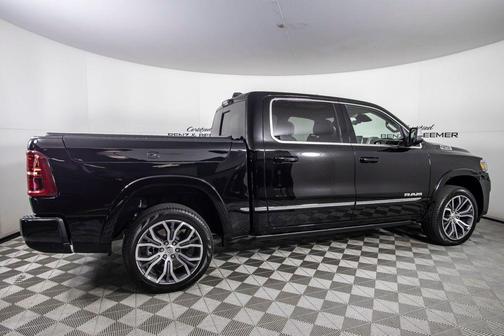 2025 RAM 1500 ST