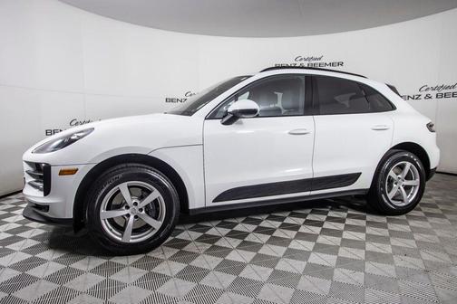 White 2020 Porsche Macan Macan