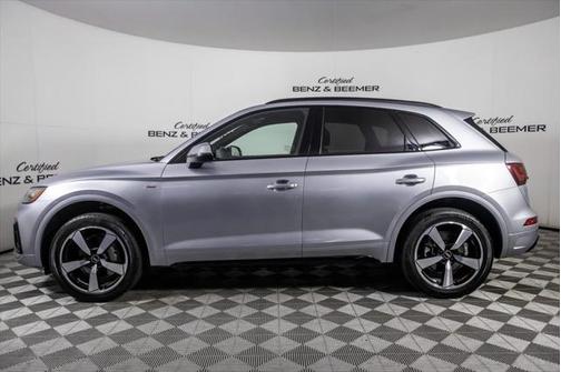 2022 Audi Q5 45 S line Premium Plus