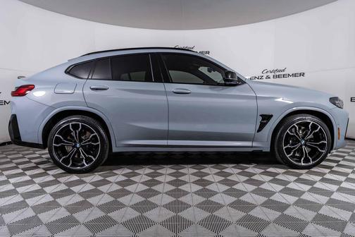 2024 BMW X4 M AWD