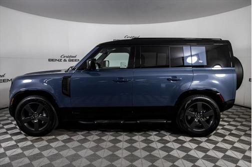 2024 Land Rover Defender X-Dynamic SE