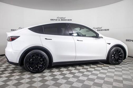 2021 Tesla Model Y Long Range Dual Motor All-Wheel Drive