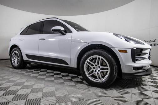 2021 Porsche Macan Base