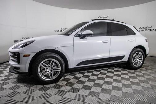 2021 Porsche Macan Base