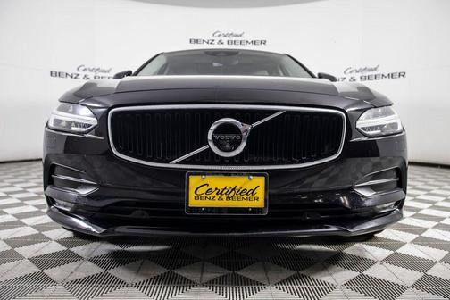 2018 Volvo S90 T5 Momentum