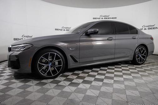 2022 BMW 530e Base
