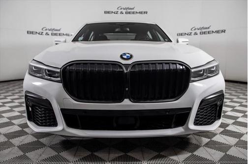 2022 BMW 750 i xDrive
