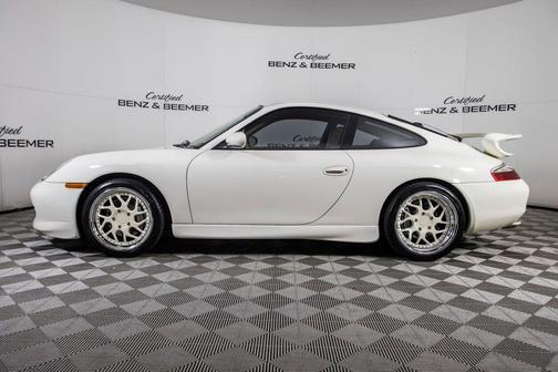 2001 Porsche 911 Carrera 4